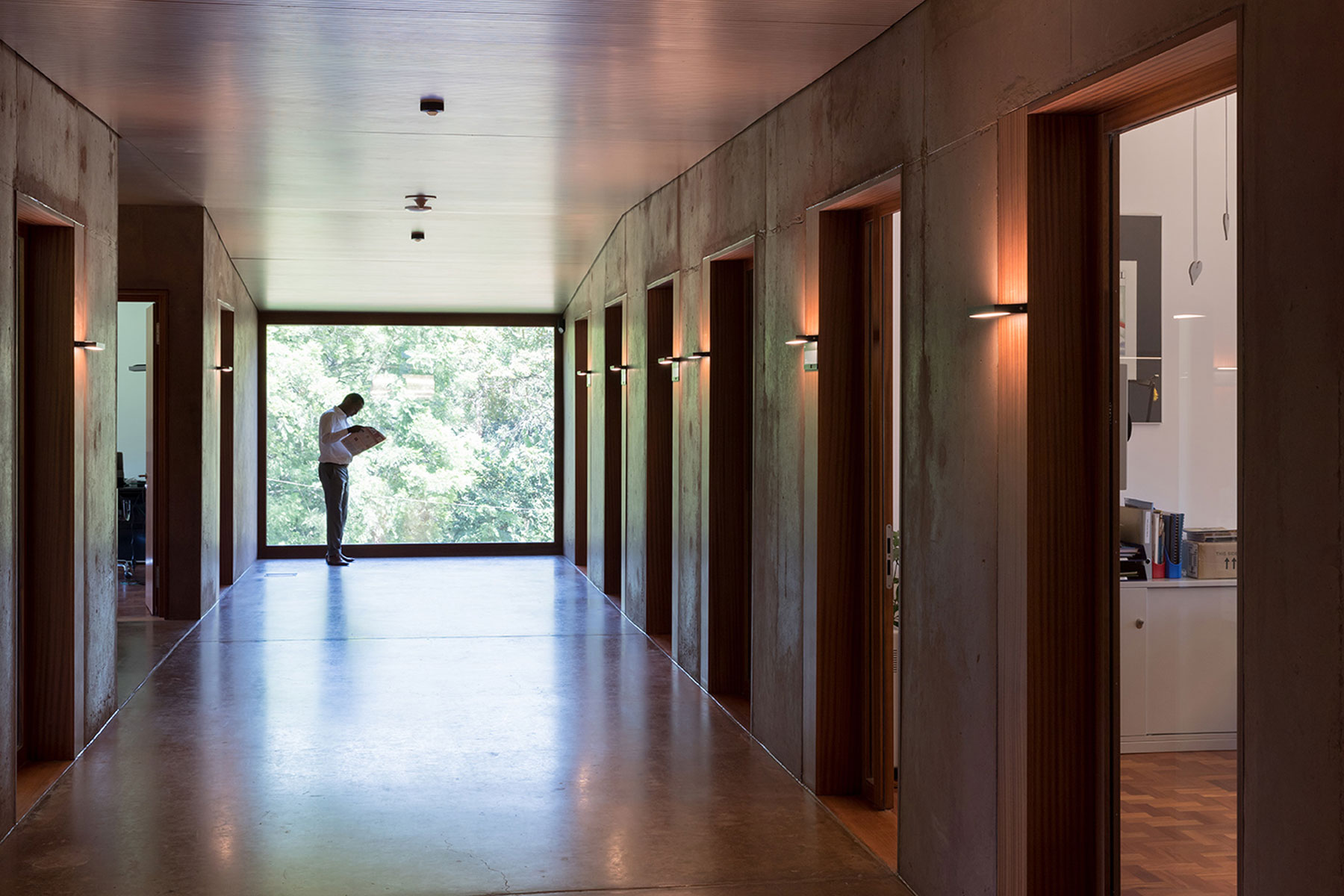 Swiss Embassy in Nairobi by Roeoesli & Maeder