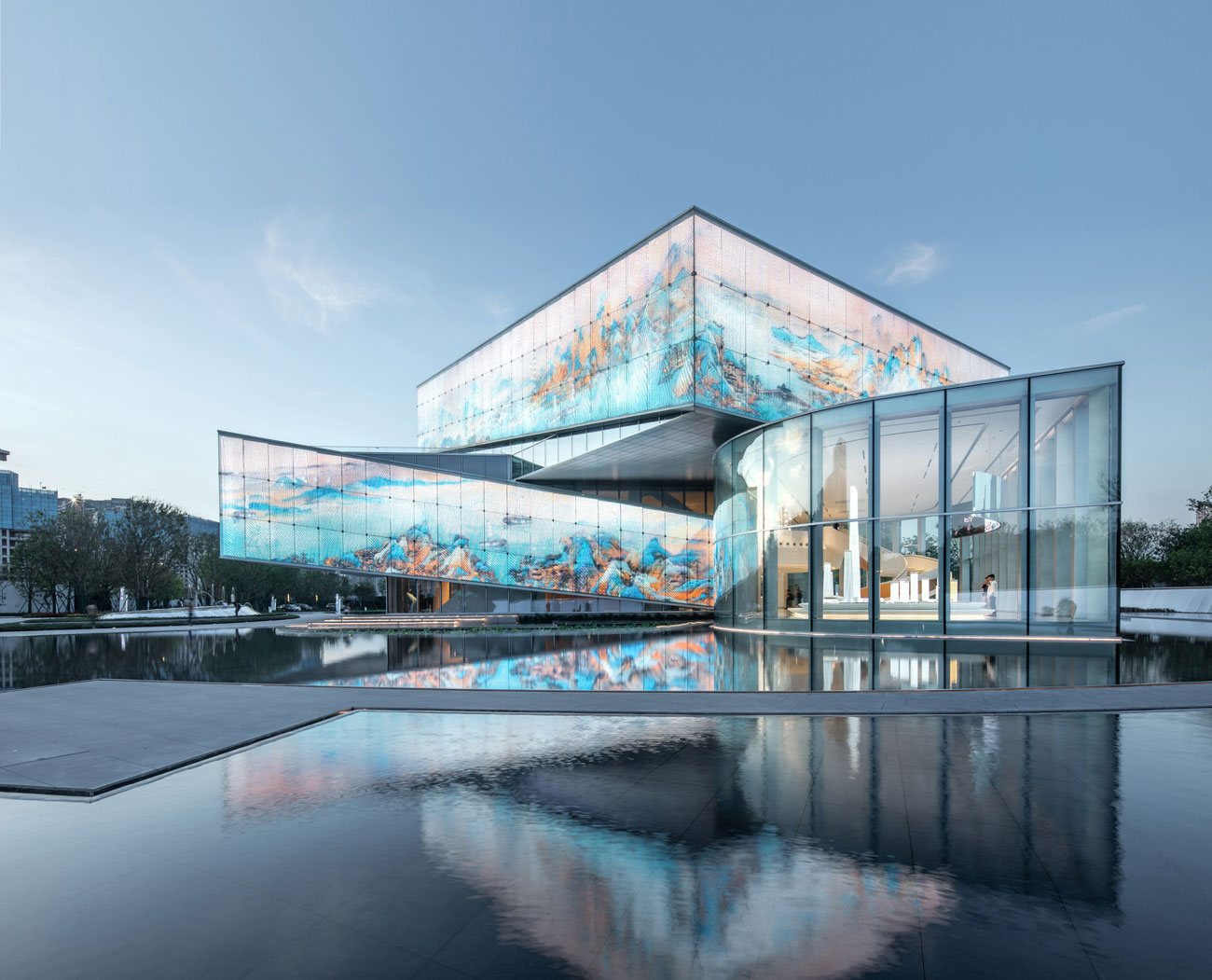 Exhibition Centre in Shenzhen Features Whimsical Spiral Scroll Åvontuura