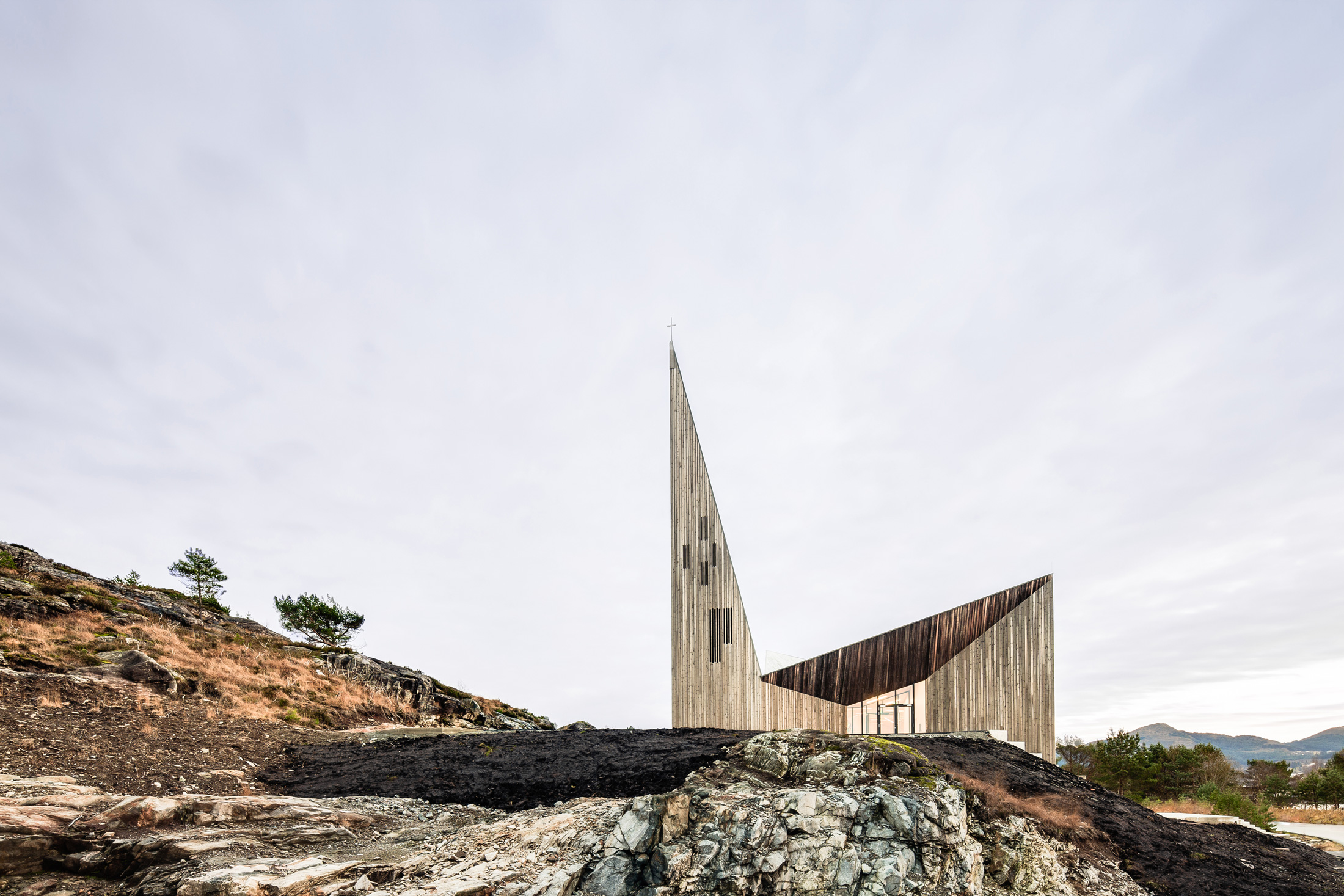 Community Church Knarvik by Reiulf Ramstad Arkitekter Exterior Landscape