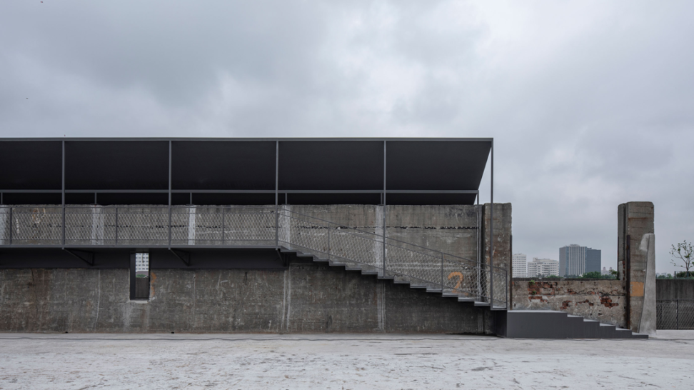 Riverside Passage Atelier Deshaus Entry