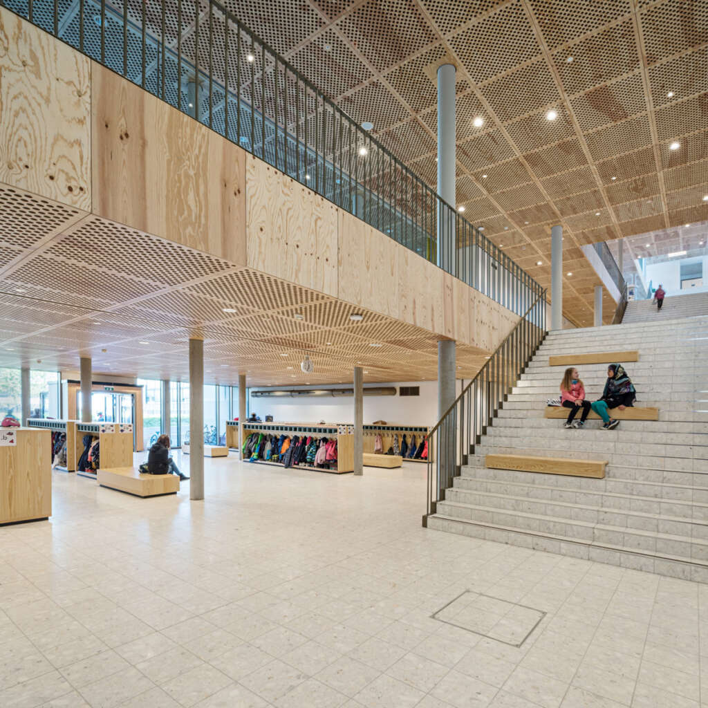 Historically Listed Primary School and New Secondary School in Leoben Franz&Sue Architecture Design