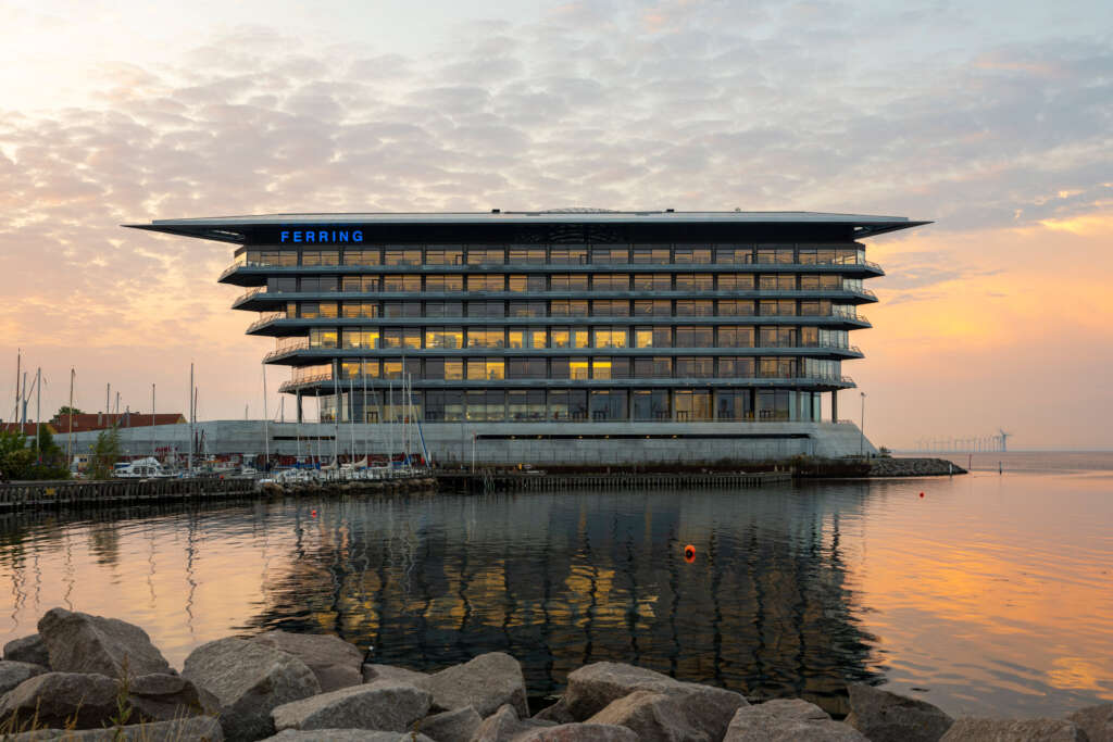 Foster + Partners’ Ferring Pharmaceuticals A/S membuka rumah barunya di Kopenhagen