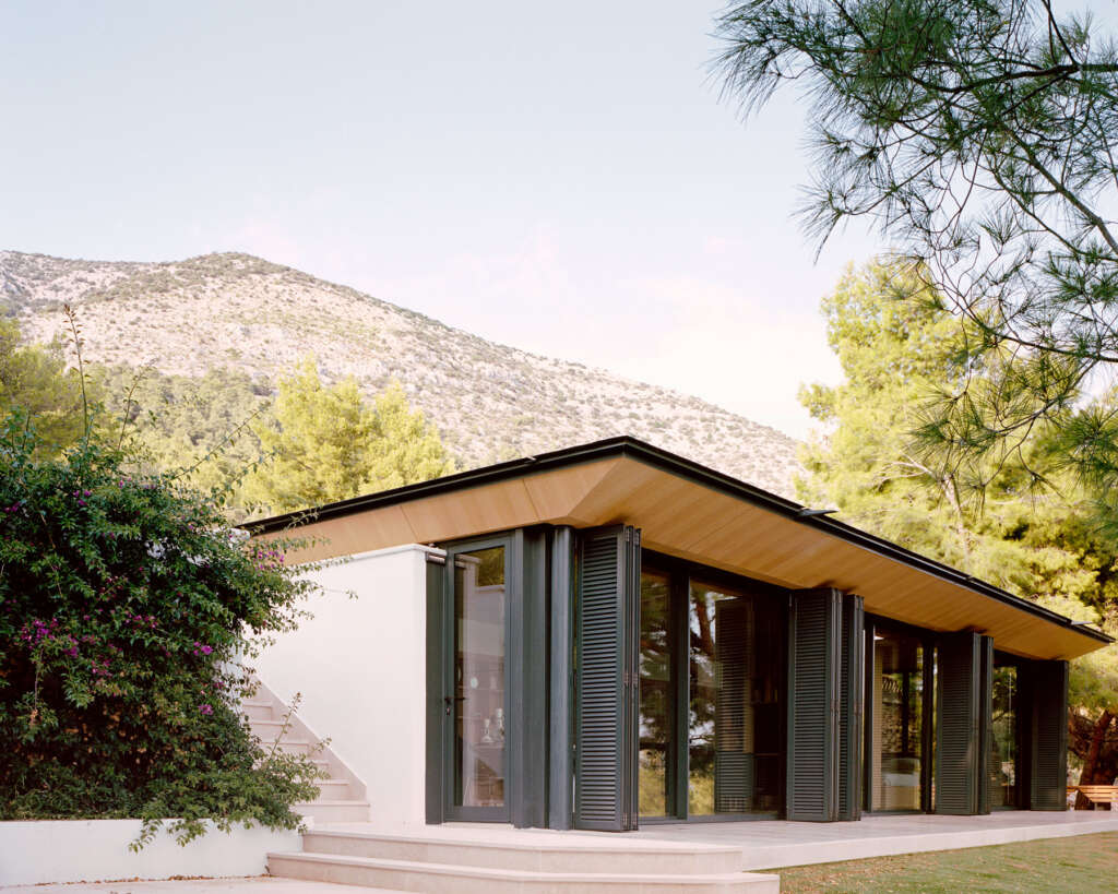 Sea House Studio Bressan Kroasia Atap Hijau Simone Bossi Emanuele Bressan