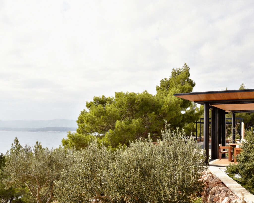 Sea House Studio Bressan Kroasia Atap Hijau Simone Bossi Emanuele Bressan
