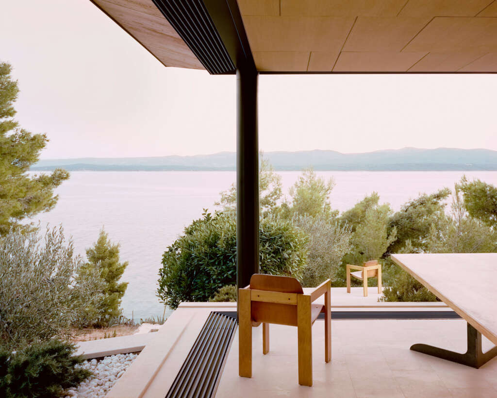 Sea House Studio Bressan Kroasia Atap Hijau Simone Bossi Emanuele Bressan