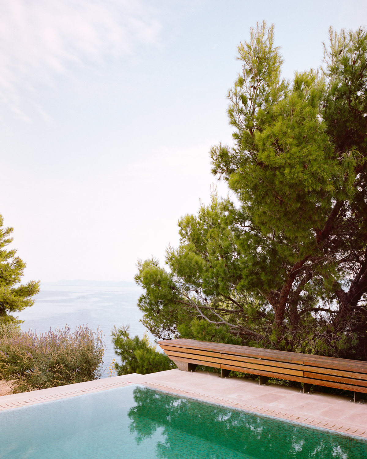 Sea House Studio Bressan Kroasia Atap Hijau Simone Bossi Emanuele Bressan