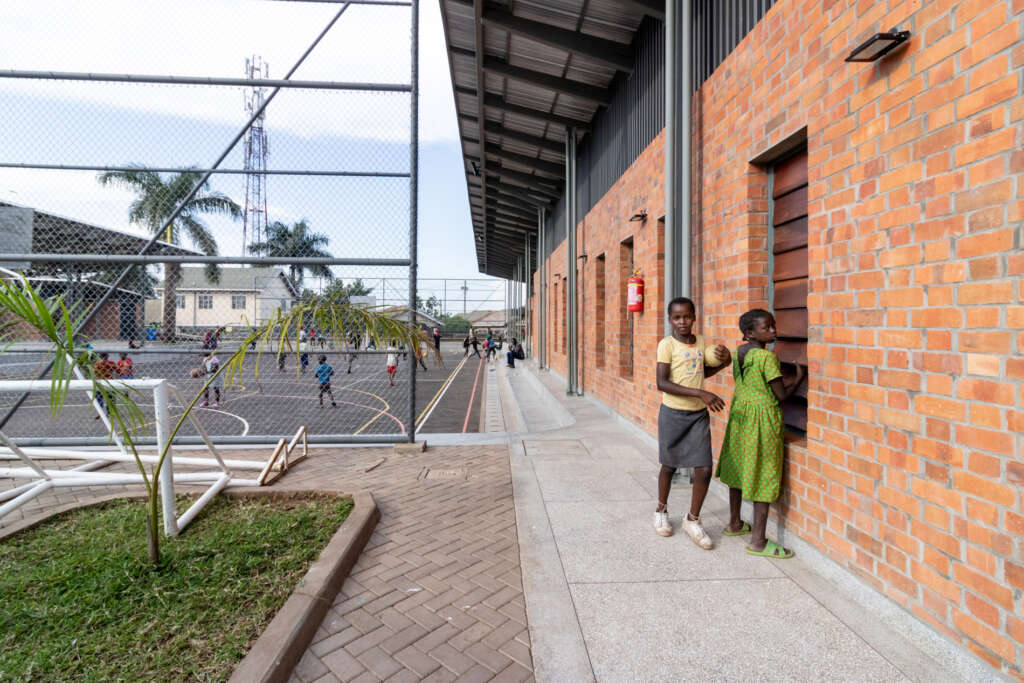 Pusat Komunitas Kamwokya Arsitektur Keré Kampala Uganda
