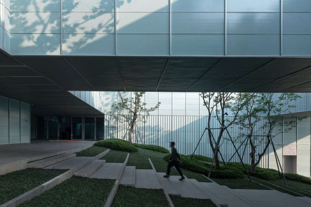 Yada Theater GOA Group of Architects Yixing China Teras halaman