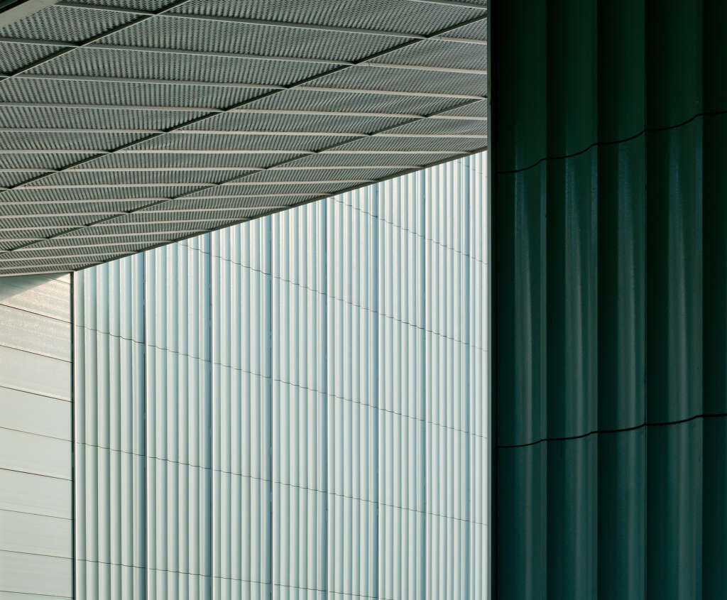 Yada Theater GOA Group of Architects Yixing China Celadon detail fasad keramik hijau