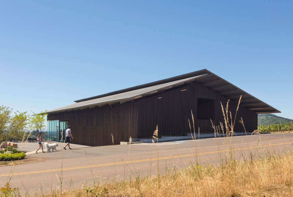 Arsitektur Waechter memperluas kilang anggur Furioso di jantung negara anggur Oregon