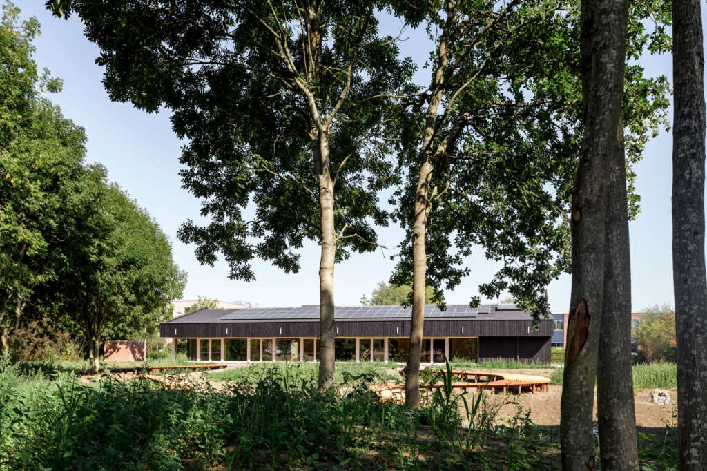 B-arsitekten merancang paviliun ekologis dan kantor pusat baru untuk perusahaan Belgia, Aquafin