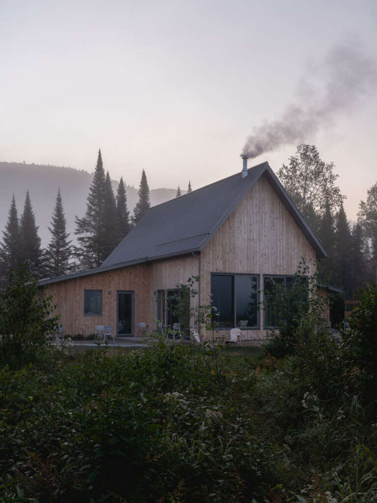 Farouche Tremblant Atelier L'Abri Lac-Supérieur Quebec Canada Cabin Nordic Farm