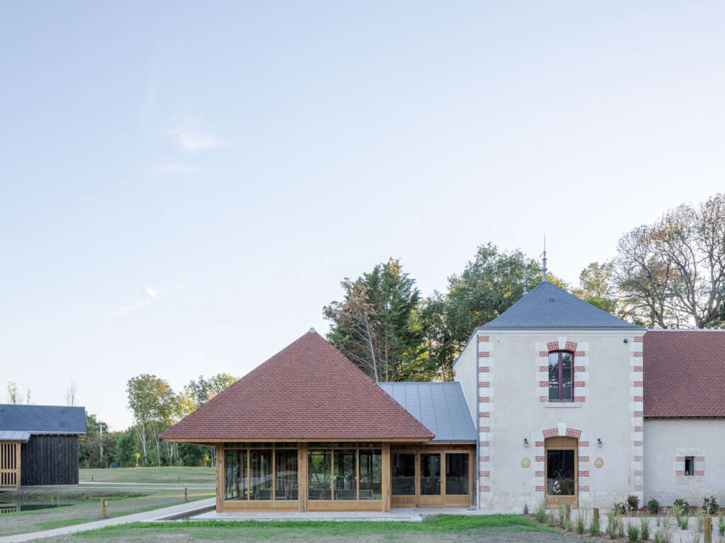 Les Sources de Cheverny Hotel Collet Muller Architects Desain arsitektur Chateau du Breuil France