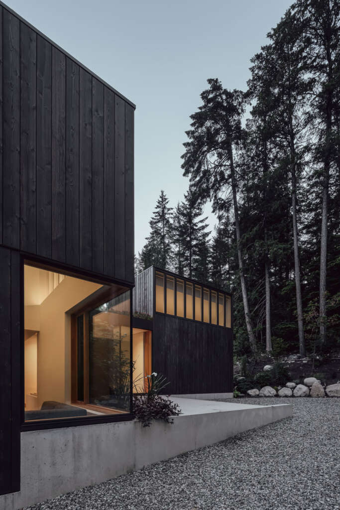 Rumah Kamera Leckie Studio Pemberton Valley British Columbia Canada Getaway House Desain Arsitektur Ema Peter