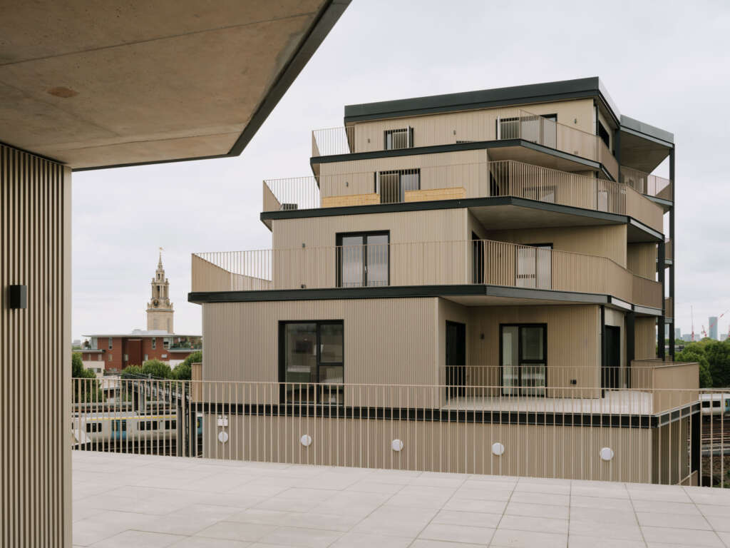 Dockley Apartments Studio Woodroffe Papa Poggi Architecture Southwark London England Design