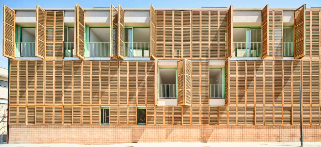 Desain Joan j Fortuny Arquitecto dan Alventosa Morey Arquitectes menyaring proyek perumahan sosial di Majorca