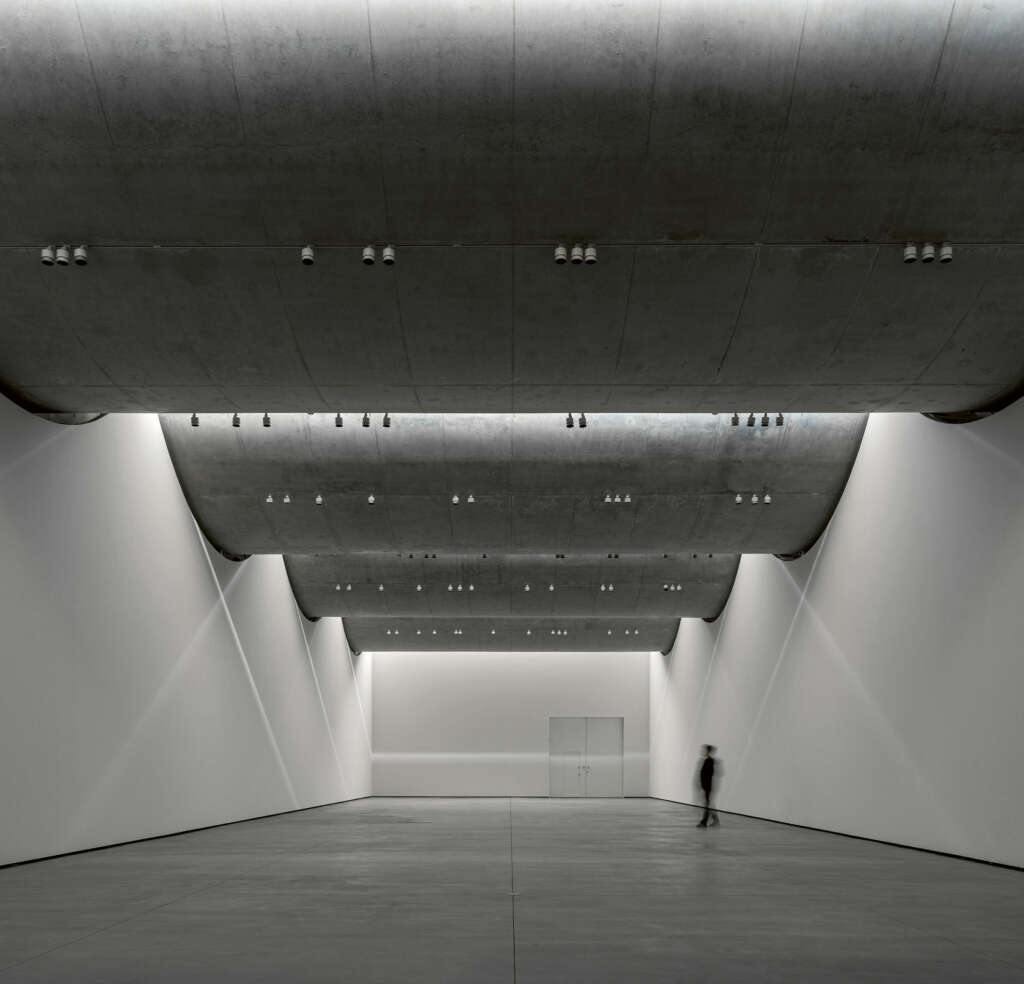 798CUBE Art Museum Studio Zhu Pei Cultural Concrete Canopy Beijing China Architecture Design Pameran utama