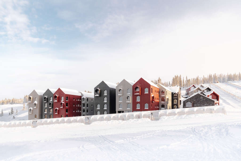 Reiulf Ramstad Arkitekter menyelesaikan tahap 1 & 2 dari Favn Klyngetun, proyek perumahan sisi ski di Hafjell, Norwegia