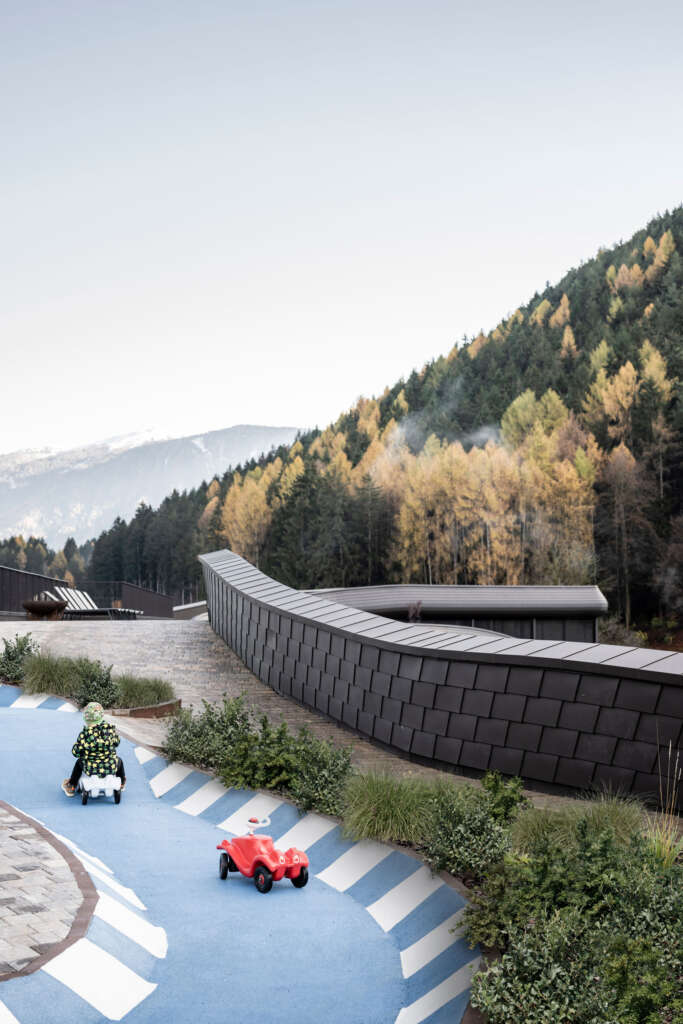 Falkensteiner Family Resort Lido noa* jaringan arsitektur Pustertal Valley South Tyrol Italy Design