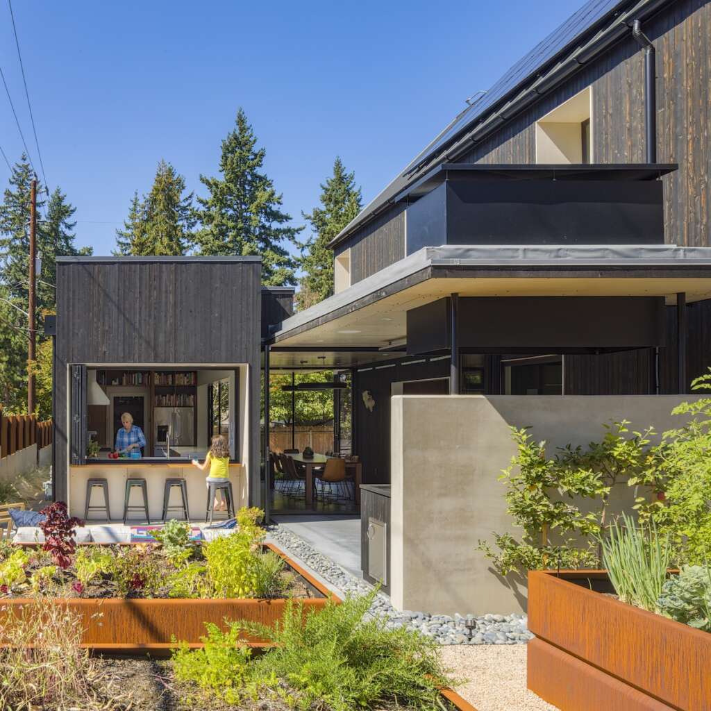 Broadview Residence KO Arsitektur Desain Rumah Seattle Washington Black Pacific Northwest Aging In Place