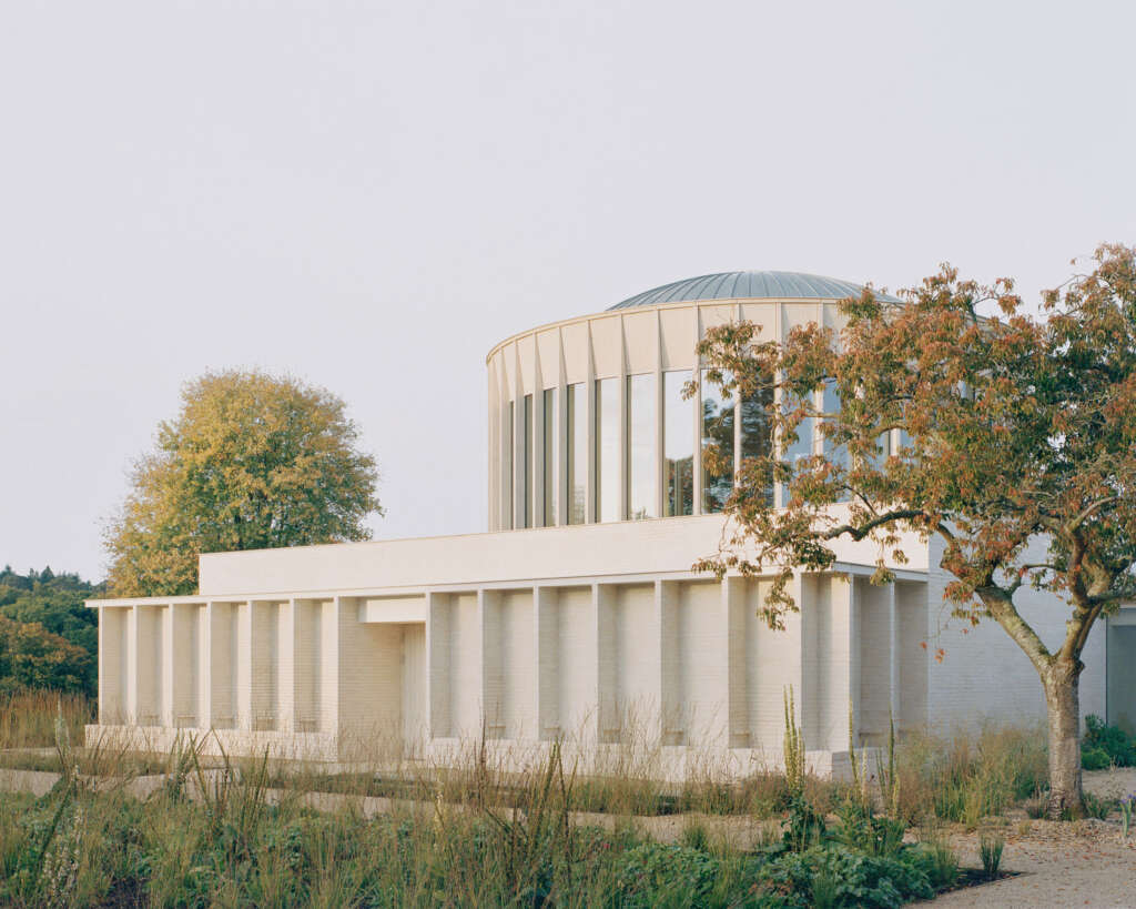Kompleks Kuil di Pedesaan Hampshire James Gorst Arsitek Rake Hampshire Inggris Desain Arsitektur Kayu Rory Gardiner