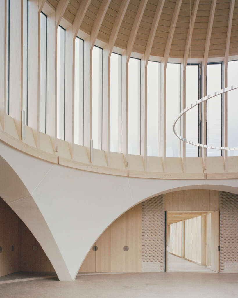 Kompleks Kuil di Pedesaan Hampshire James Gorst Arsitek Rake Hampshire Inggris Desain Arsitektur Kayu Rory Gardiner