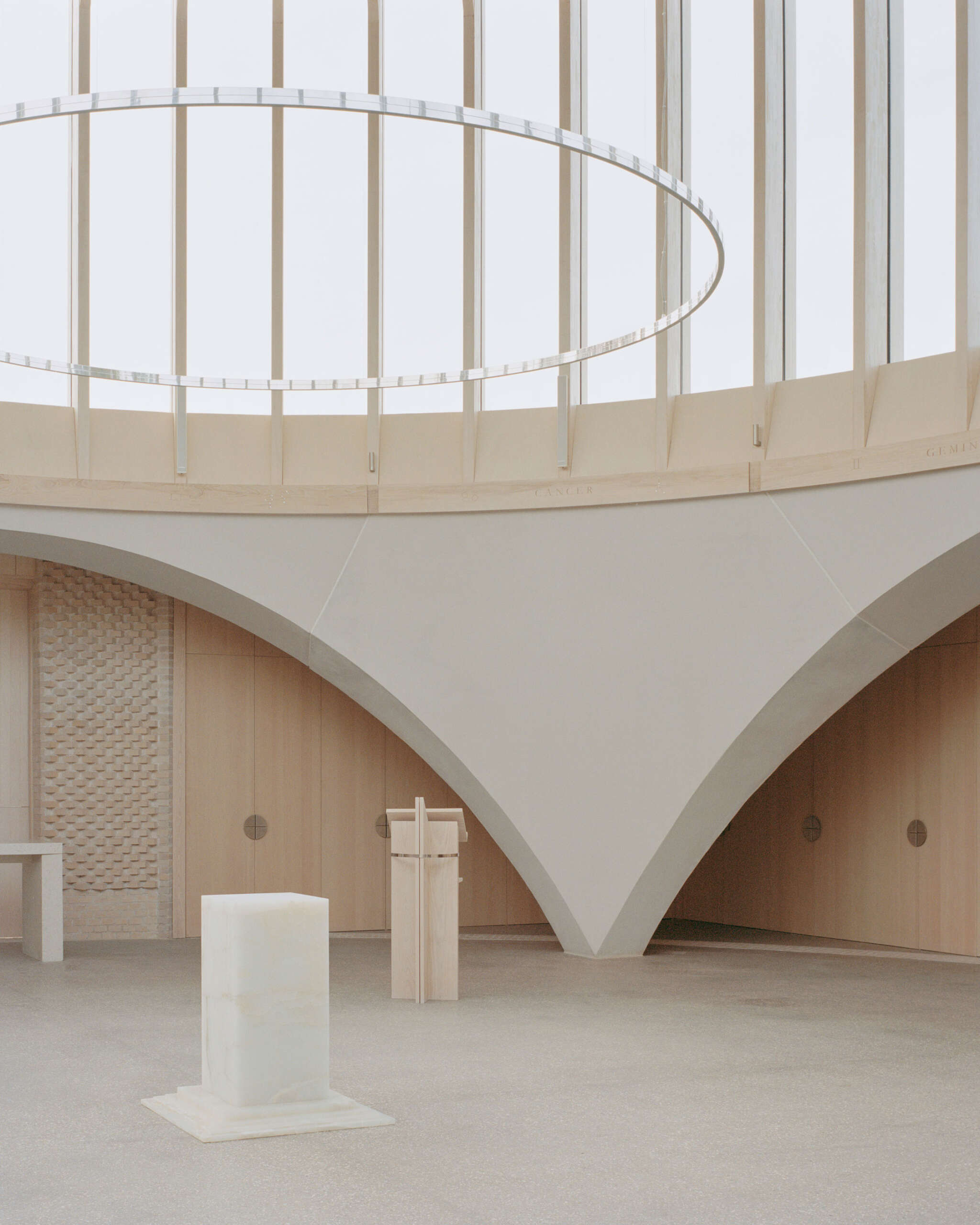 Kompleks Kuil di Pedesaan Hampshire James Gorst Arsitek Rake Hampshire Inggris Desain Arsitektur Kayu Rory Gardiner