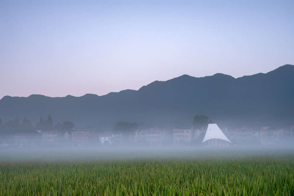 Tower Pavilion In Paddy Fields Jumping House Lab Paviliun Cina Hangzhou Dini hari