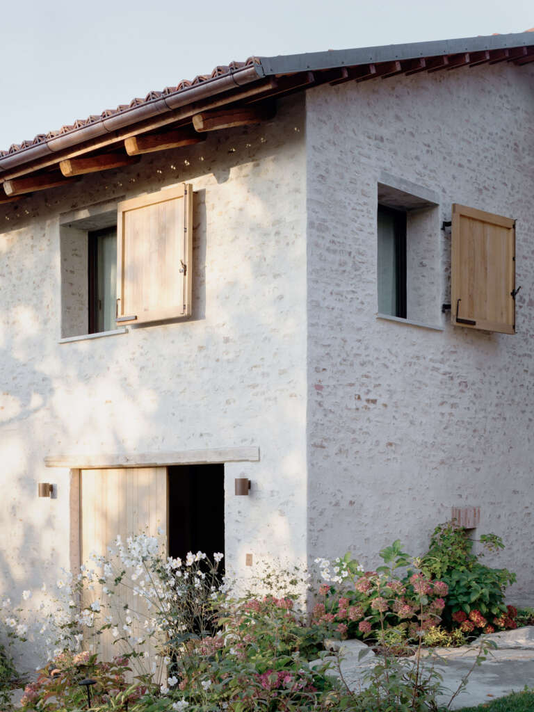 Cascina Jonathan Tuckey Design Italian Farmhouse Piemonte Italy