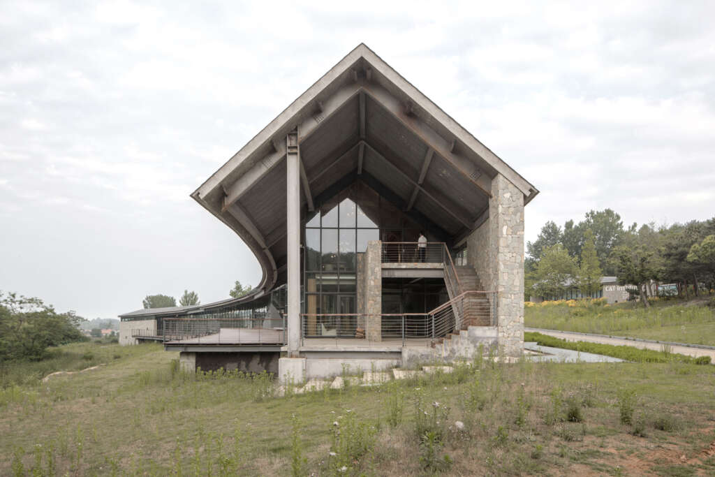 Dragon Mountain Tourist Center Aurelien Chen / Urban and Rural Planning and Design Institute of CSCEC Rizhao China