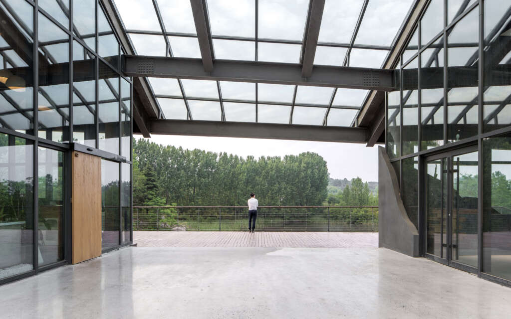 Dragon Mountain Tourist Center Aurelien Chen / Urban and Rural Planning and Design Institute of CSCEC Rizhao China
