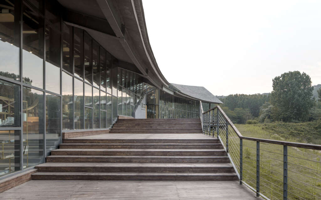 Dragon Mountain Tourist Center Aurelien Chen / Urban and Rural Planning and Design Institute of CSCEC Rizhao China