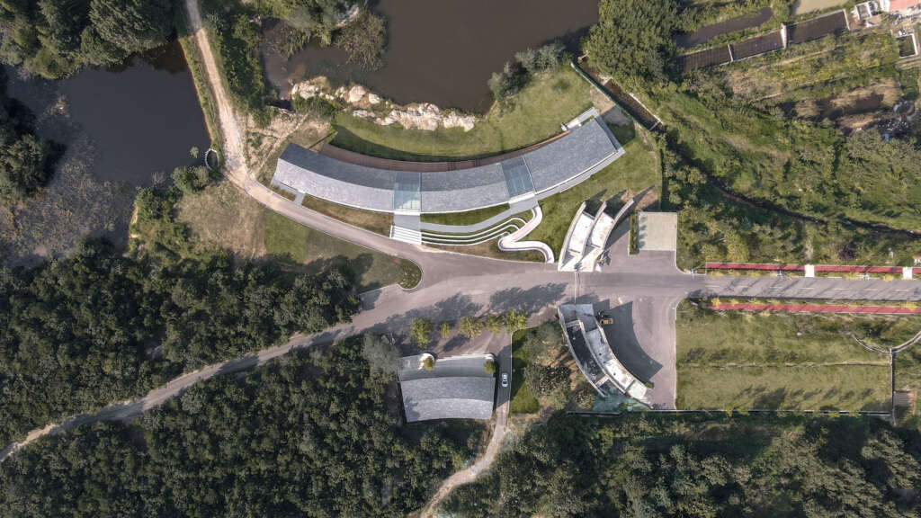 Dragon Mountain Tourist Center Aurelien Chen / Urban and Rural Planning and Design Institute of CSCEC Rizhao China