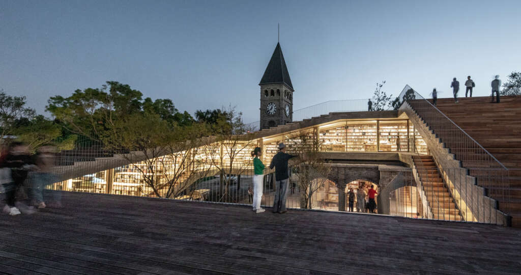 Mengzi NSAU Bookstore of Librairie Avant-Garde ZAO/standardarchitecture Honghe China