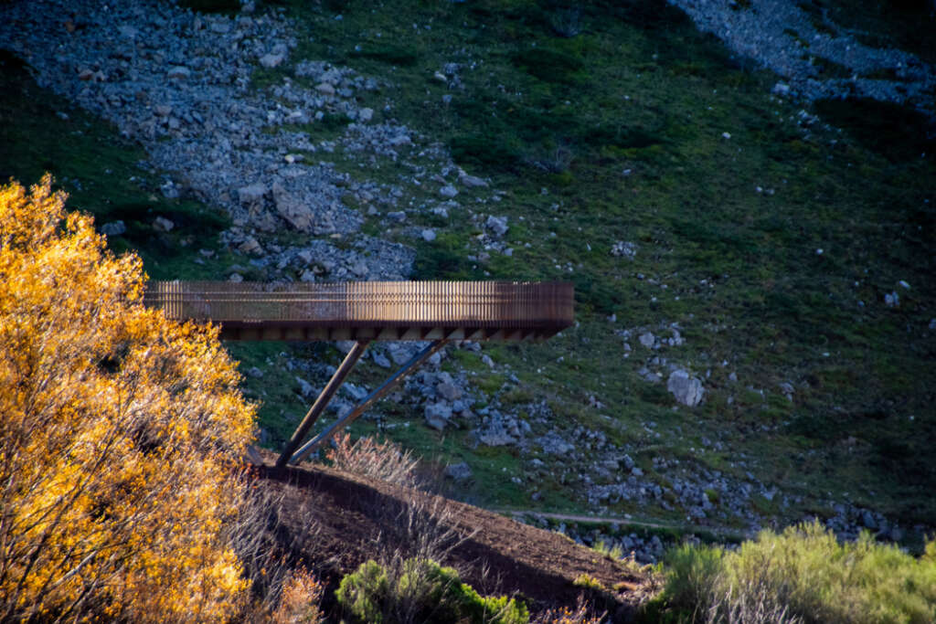 Memory of the Geological Viewpoint of the Saliencia or Farrapona Valley Puerto & Sánchez Arquitectos Somiedo Natural Park Spain Lookout