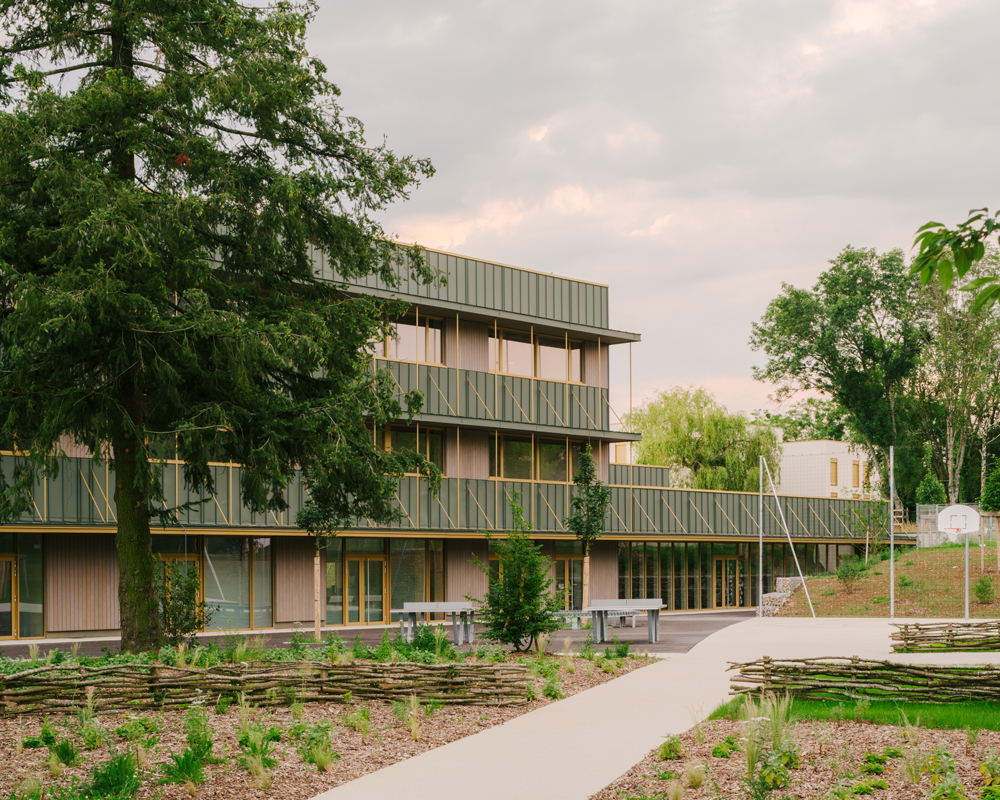 Restructuring of Maryse Bastié Middle School Tectoniques Dole France Renovation