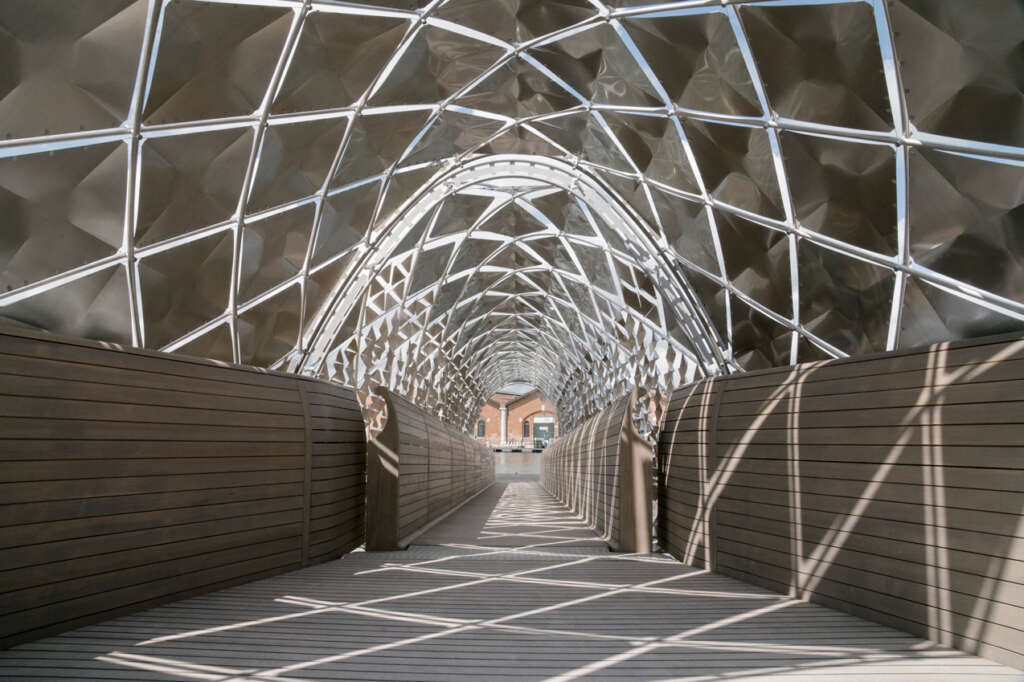 Gateway to Venice’s Waterway Foster + Partners Porsche