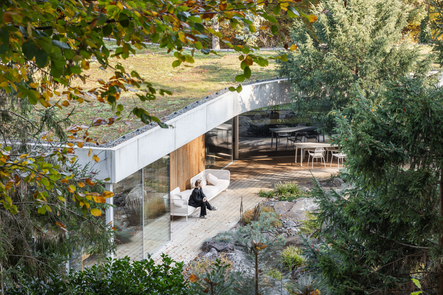 Banánka House Paulíny Hovorka Architects Banka Slovakia Getaway House