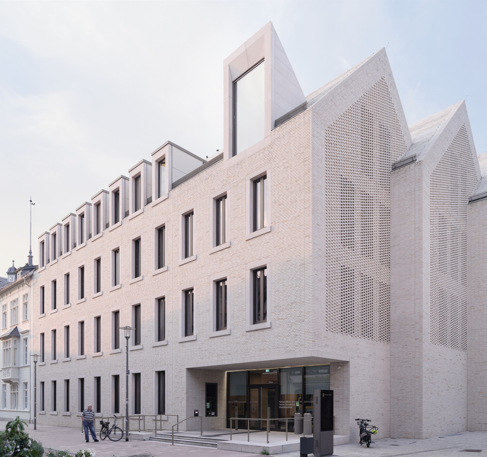 JSWD Brühl City Hall and Library Germany Brick