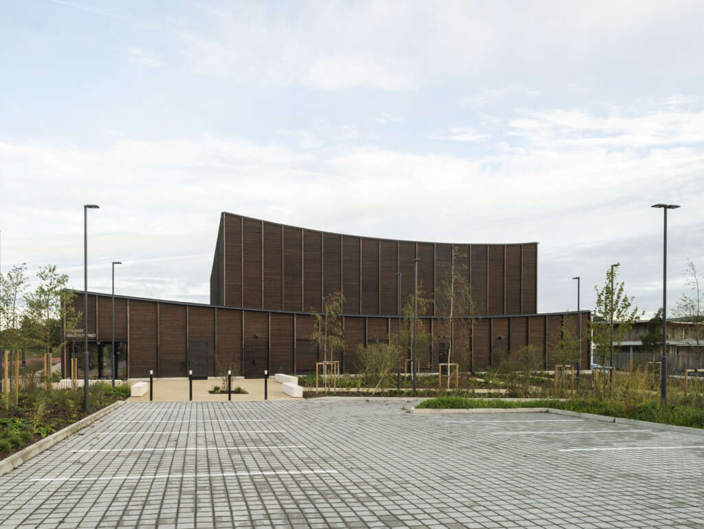 Marie Marvingt Gymnasium ateliers o-s architectes Paris France